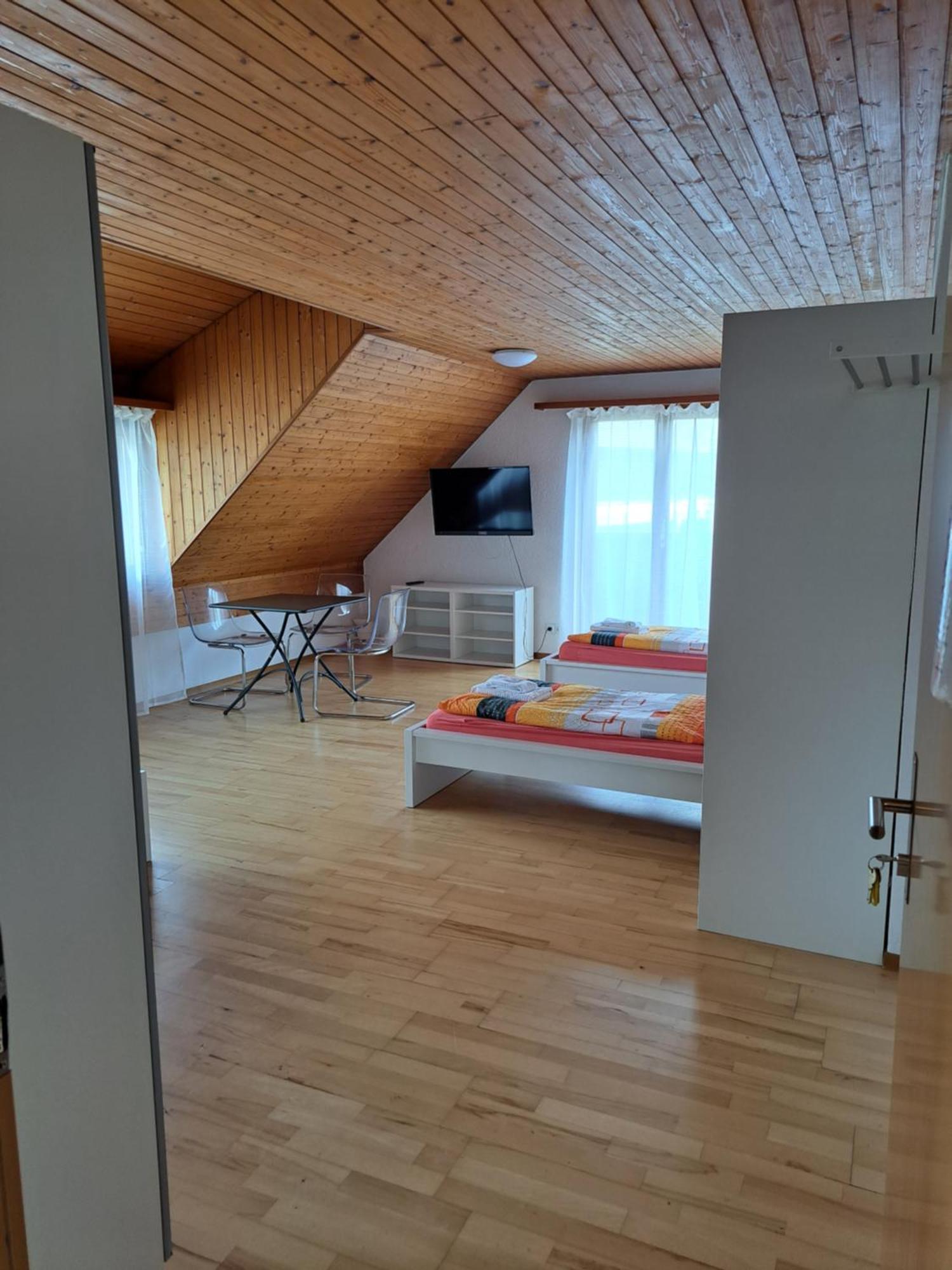 Good Bed Aarwangen Apartment Luaran gambar