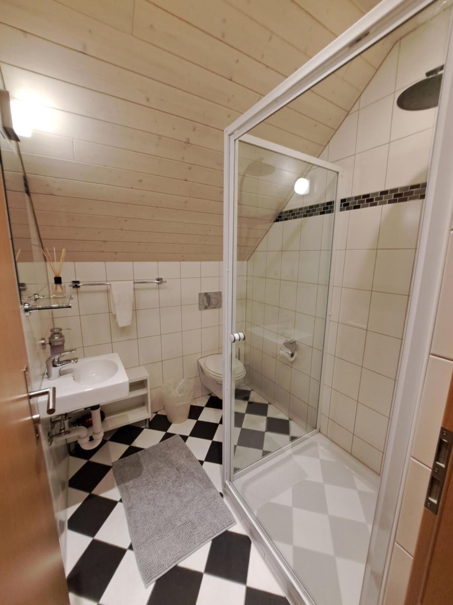 Good Bed Aarwangen Apartment Luaran gambar